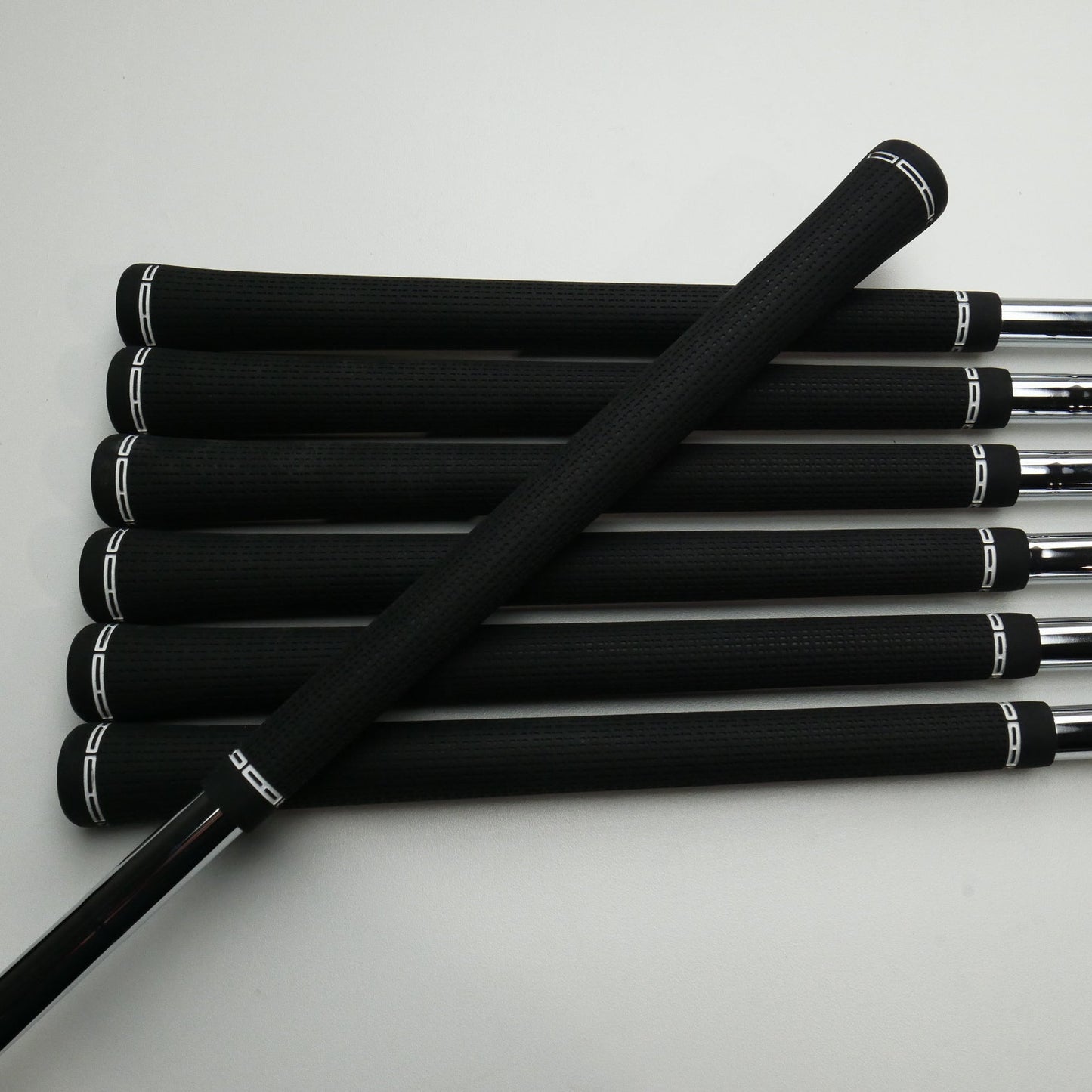 Used Titleist T200 & T150 2023 Iron Set / 4 - PW / Stiff Flex