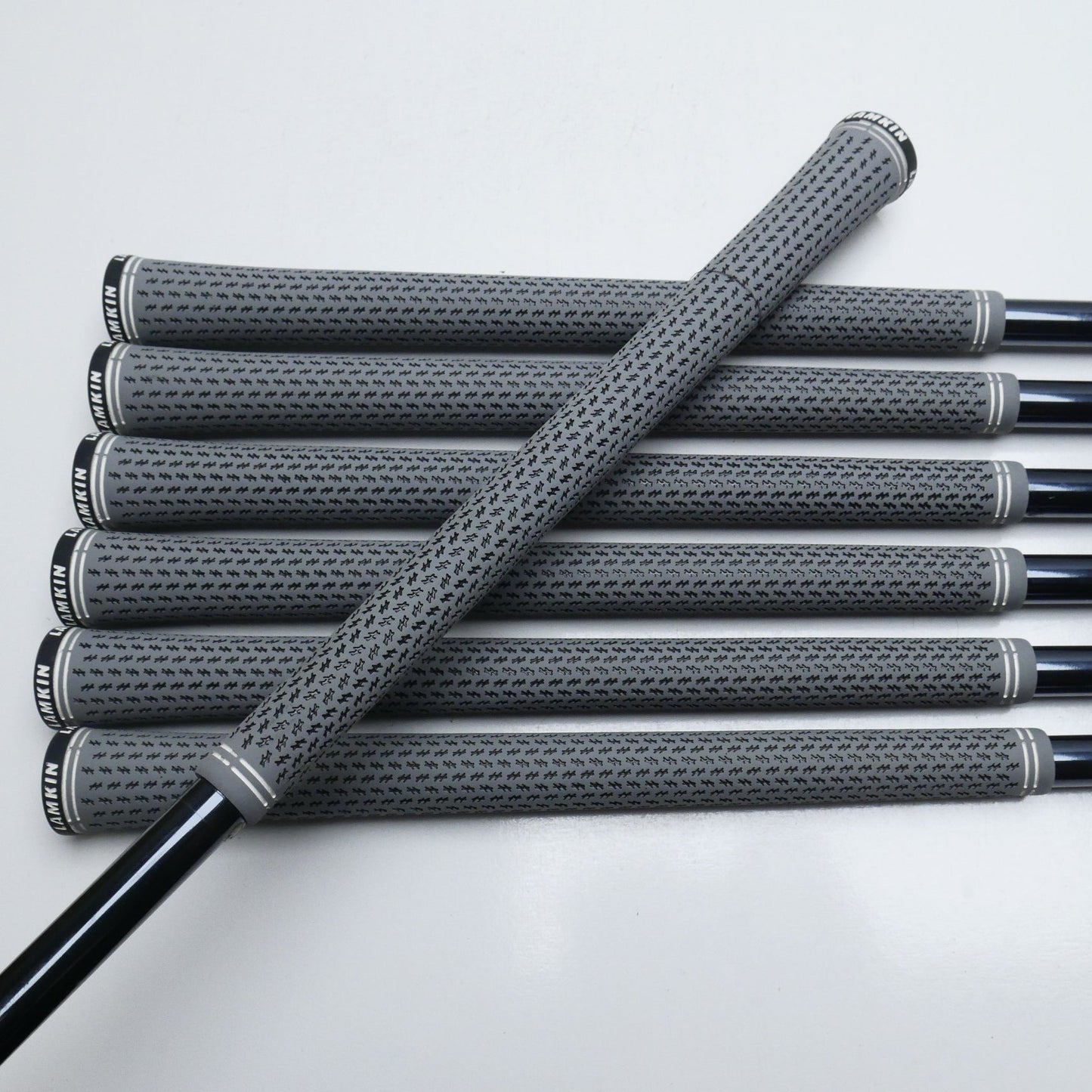 Used Wilson Dynapower Steel Iron Set / 5 - SW / A Flex