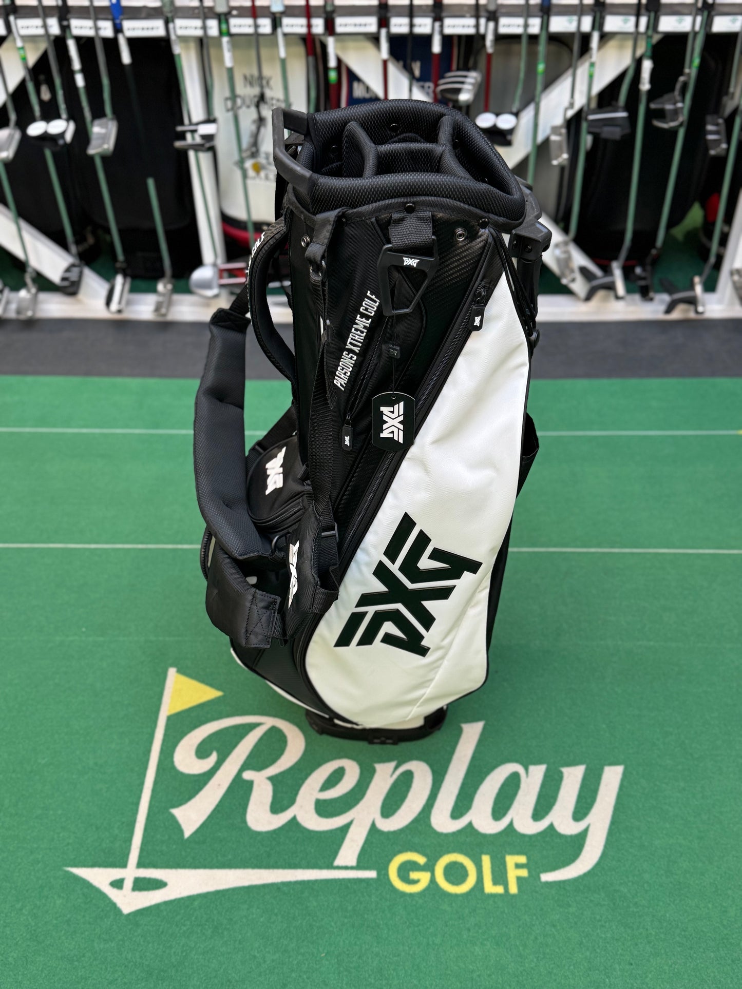 NEW PXG 2020 Carry Black/White Bag