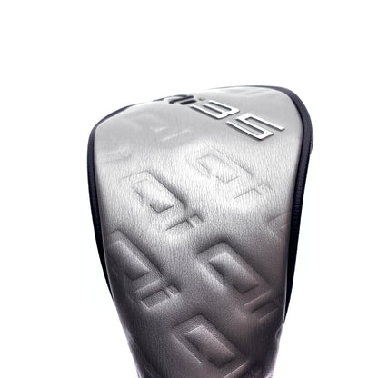 NEW TaylorMade Qi35 5 Fairway Wood / 18 Degrees / Regular Flex