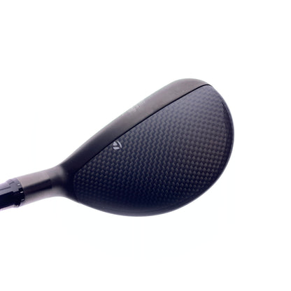 Used TaylorMade Qi35 2 Hybrid / 17 Degrees / Stiff Flex