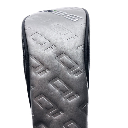 Used TaylorMade Qi35 4 Hybrid / 22 Degrees / Regular Flex