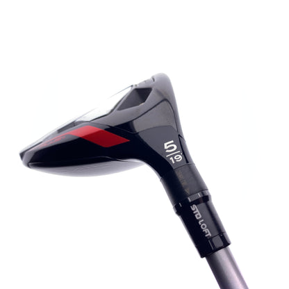 Used TaylorMade Stealth Plus 5 Fairway Wood / 19 Degrees / Stiff Flex