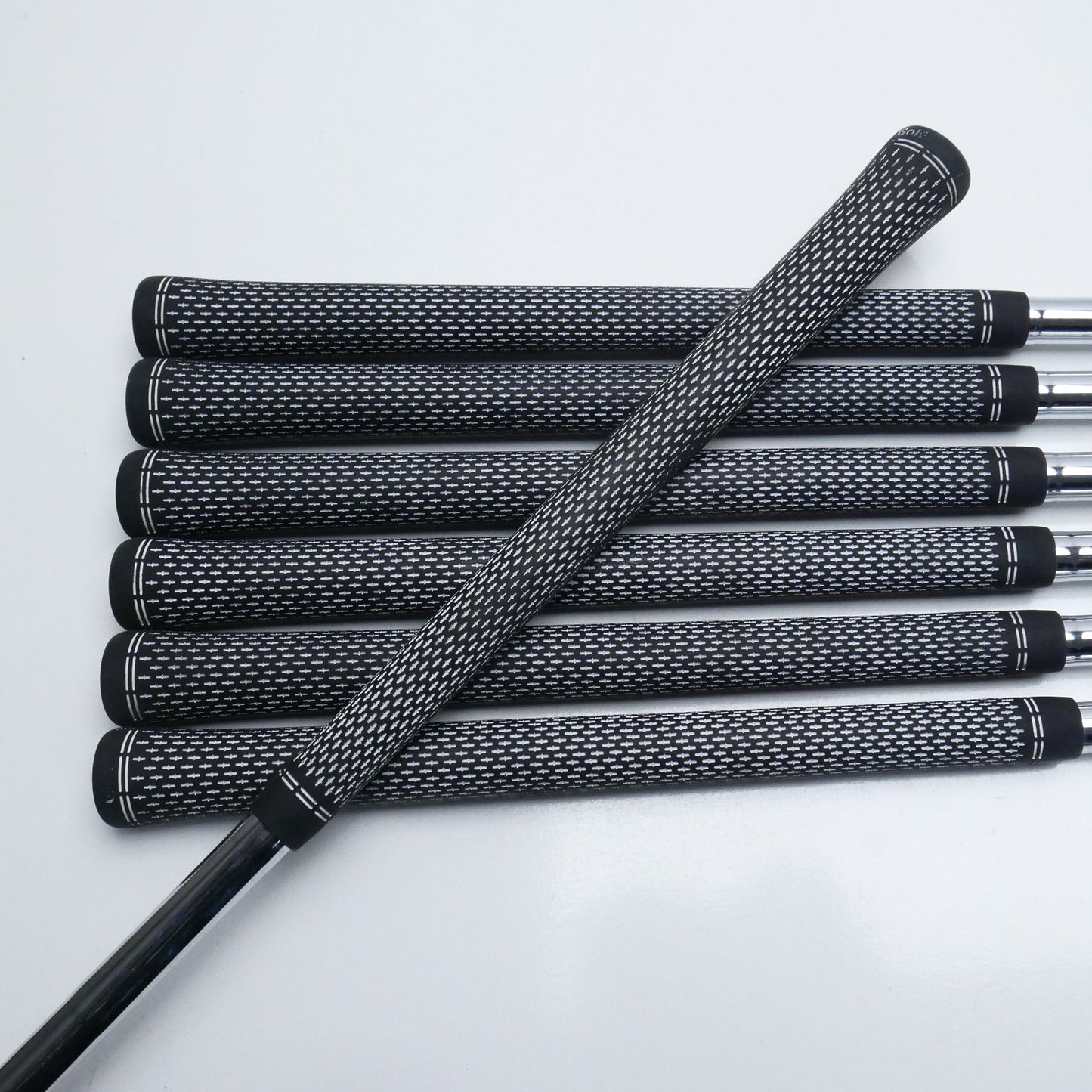 Used Titleist 620 CB Iron Set / 4 - PW / X-Stiff Flex