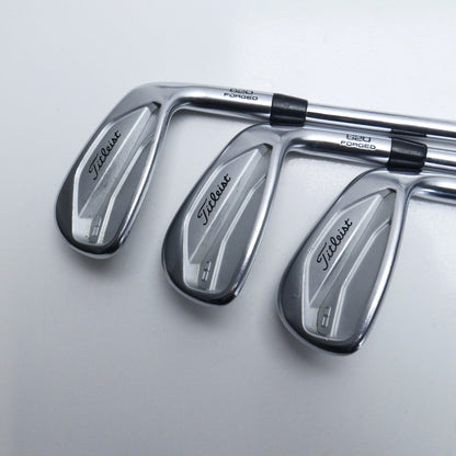 Used Titleist 620 CB Iron Set / 4 - PW / X-Stiff Flex