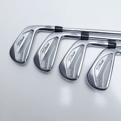 Used Titleist 620 CB Iron Set / 4 - PW / X-Stiff Flex