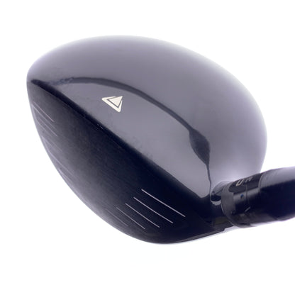 Used Titleist 917 D2 Driver / 10.5 Degrees / Stiff Flex