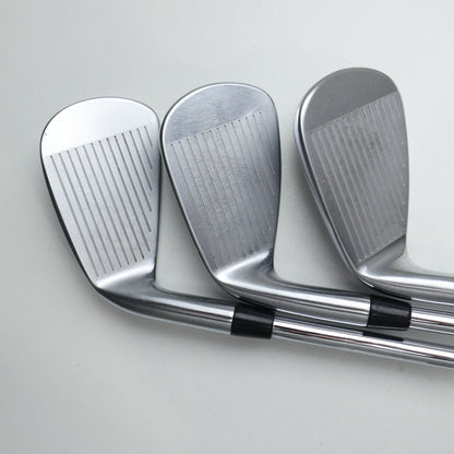 Used Titleist T200 2021 Iron Set / 7 - PW + 48° / Stiff Flex