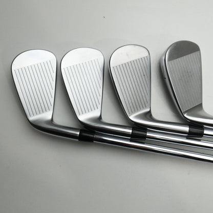 Used Titleist T200 & T150 2023 Iron Set / 4 - PW / Stiff Flex