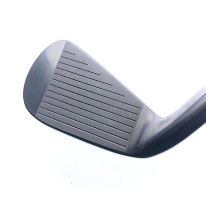 Used Titleist T200 Utility 2 Hybrid / 17 Degrees / Stiff Flex