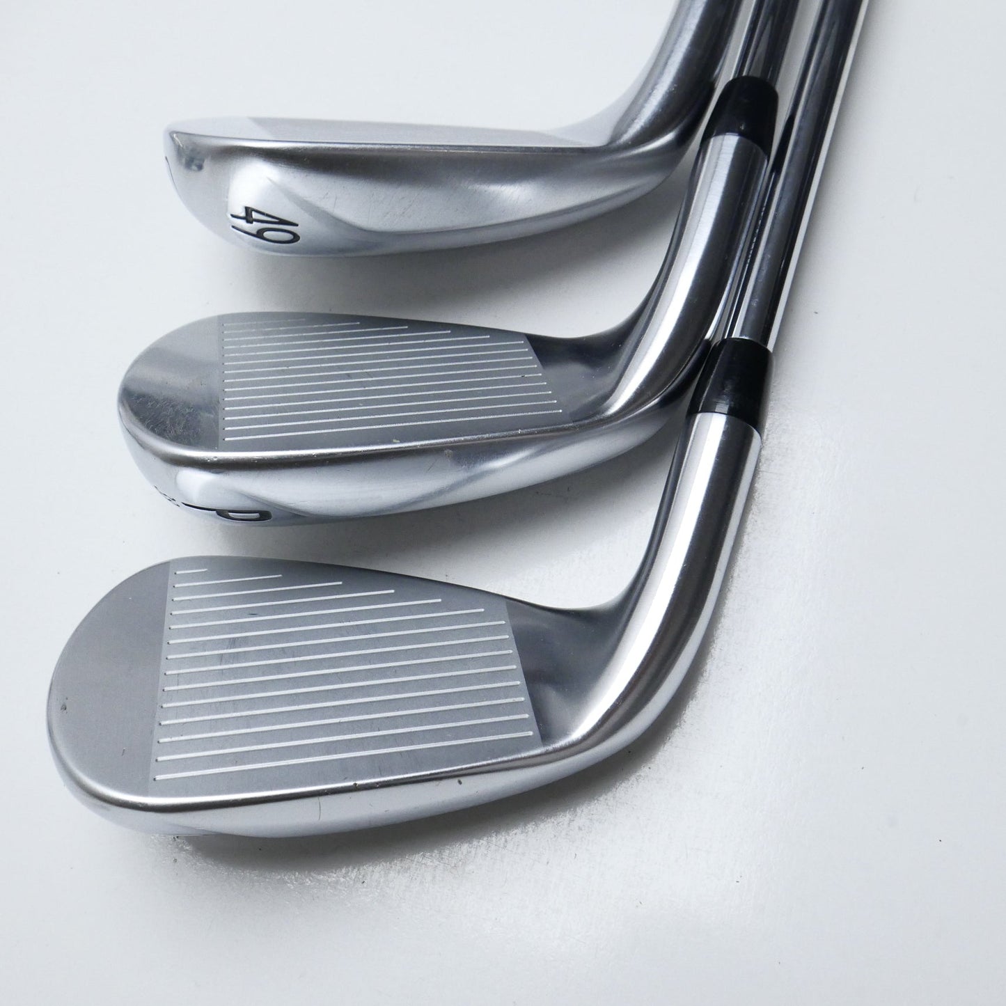 Used Titleist T400 Iron Set / 5 - PW + 49° / Regular Flex