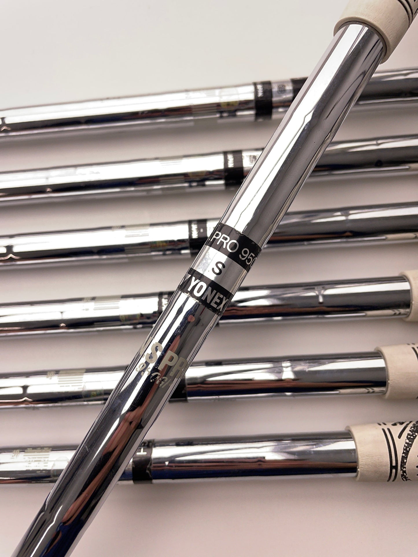 Yonex Nano V Iron Set / 4 - PW / N.S Pro 950GH Stiff Flex